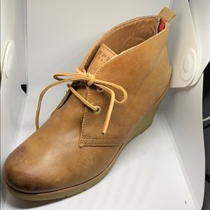 Sperry Harlow Burnished Leather Wedges